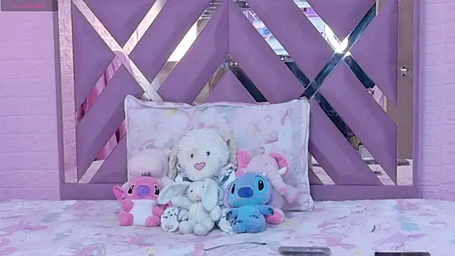 Snapshot of Lexy_Dumoun_ chatting on June 2026 02:56:01 AM Lexy Dumoun online show from June 2026 02:56:01 AM