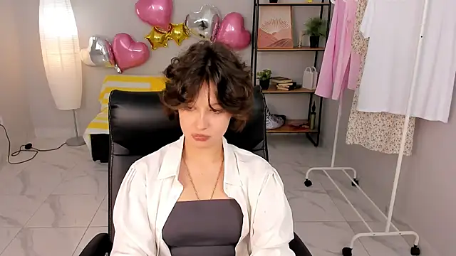 Sindel Meby online show from April 2026 11:17:01 AM