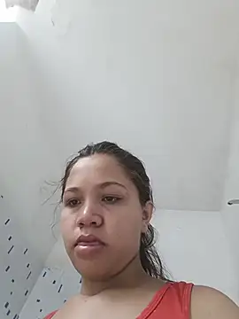 Snapshot of Pervertida15 chatting on May 2026 04:25:01 PM Pervertida15 online show from May 2026 04:25:01 PM