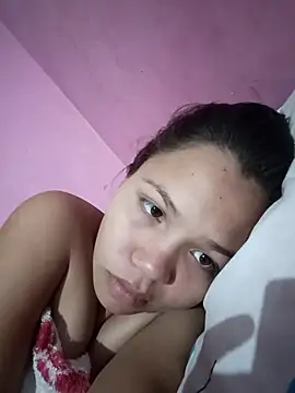 Snapshot of Pervertida15 chatting on April 2026 12:29:02 PM Pervertida15 online show from April 2026 12:29:02 PM