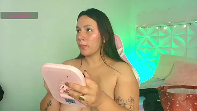 Ivonny Goldie online show from June 2026 11:10:01 PM