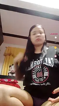 Nicol Alvarez1 online show from July 2026 10:42:01 PM