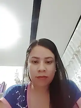 Nicol Alvarez1 online show from June 2026 04:56:02 AM