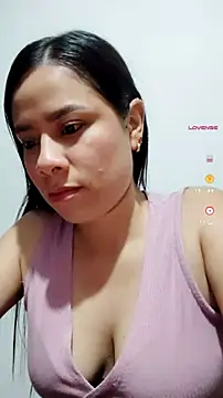 Nicol Alvarez1 online show from July 2026 03:45:01 AM