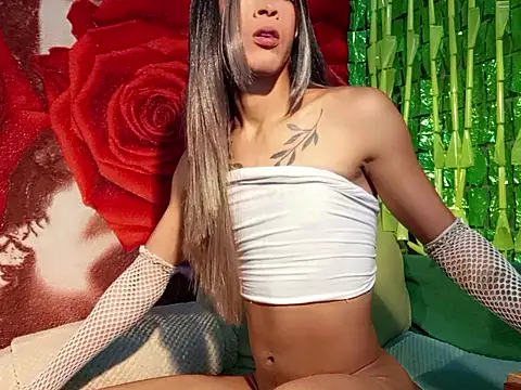 BiggoldencockX online show from June 2026 09:37:02 PM