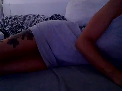 SweetLuc11 online show from June 2026 07:31:02 PM