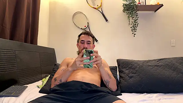 Aaron wheel online show from May 2026 11:44:02 PM