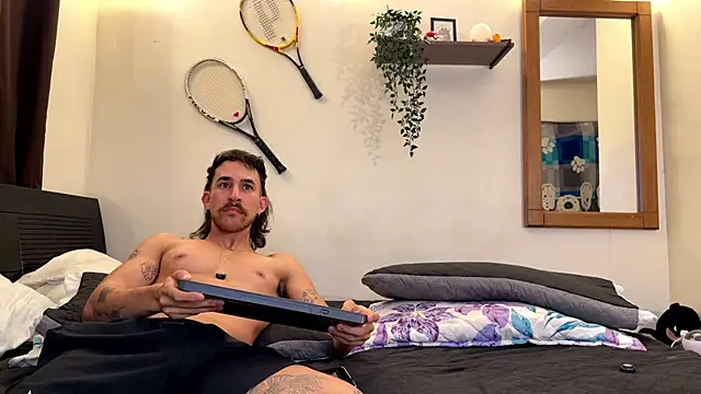 Aaron wheel online show from May 2026 12:34:02 AM