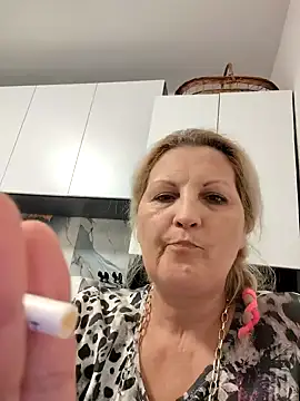 Divineblond online show from March 2026 09:03:01 PM