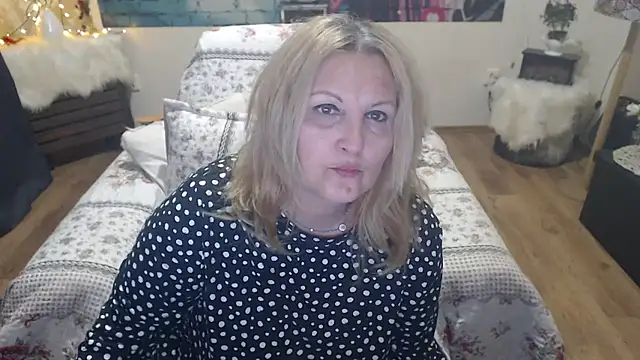 Divineblond online show from March 2025 08:50:02 PM