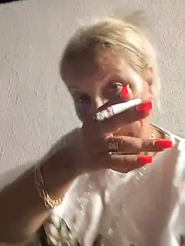 Divineblond online show from July 2026 07:35:01 PM