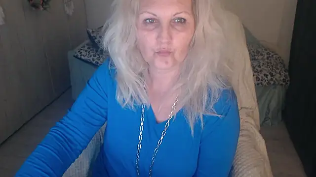 Divineblond online show from March 2026 10:10:02 PM