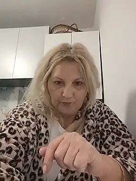 Divineblond online show from March 2026 12:26:01 AM