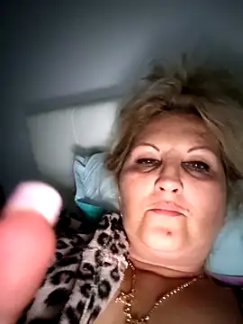 Divineblond online show from September 2025 07:42:02 PM