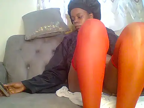 Snapshot of fentyvee chatting on June 2026 06:07:01 AM fentyvee online show from June 2026 06:07:01 AM