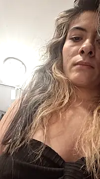 AshleyyHall online show from June 2026 12:10:02 AM