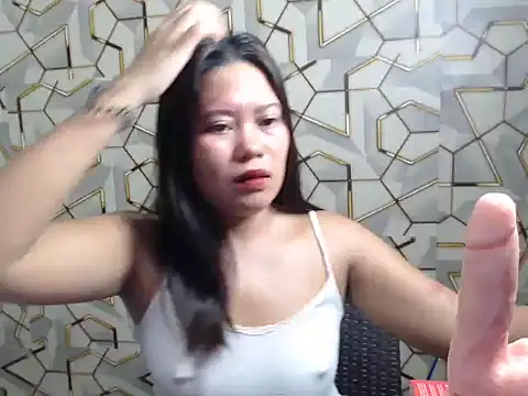ur prettychelsie online show from May 2026 12:15:02 AM