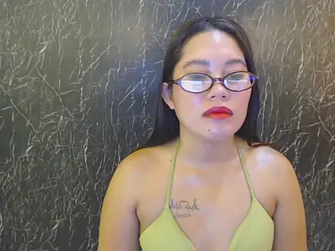 ur prettychelsie online show from April 2026 01:58:02 AM