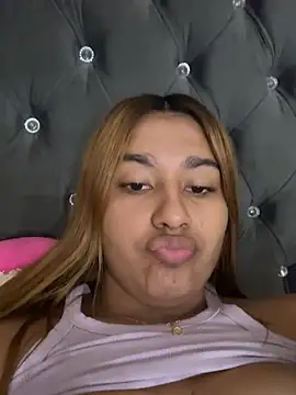 CloeSmithaa online show from May 2026 06:06:02 AM