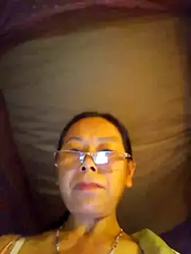 Ari-Na9 online show from May 2026 08:44:02 PM
