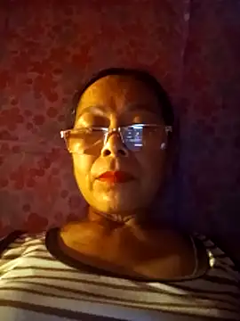 Ari-Na9 online show from June 2026 02:06:02 PM