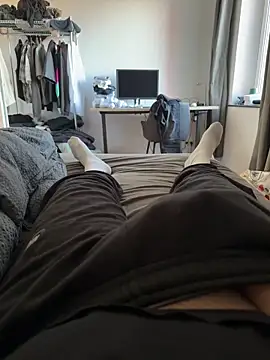 alwayshorny21 online show from April 2026 03:47:02 PM