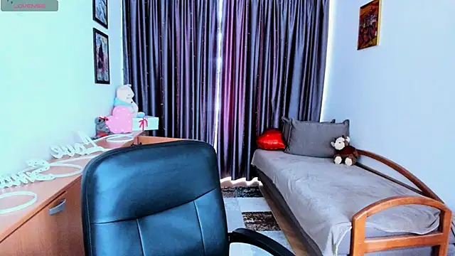 MiniLysii online show from May 2026 05:44:01 AM