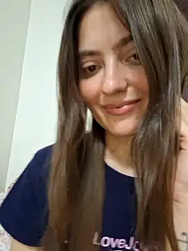 Alba2331 online show from April 2026 05:47:02 PM