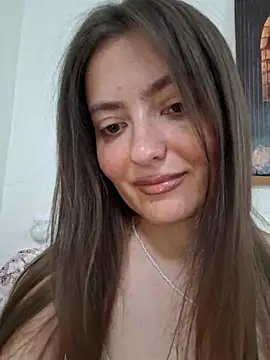 Snapshot of Alba2331 chatting on June 2026 11:27:01 AM Alba2331 online show from June 2026 11:27:01 AM