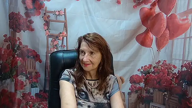 AliceWriter online show from May 2026 12:13:02 PM