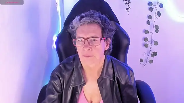 selena ferreira online show from April 2026 11:25:01 AM