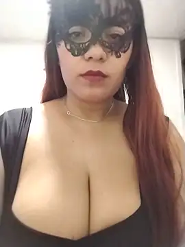 MiaKhaliFFa69 online show from May 2026 02:27:02 PM