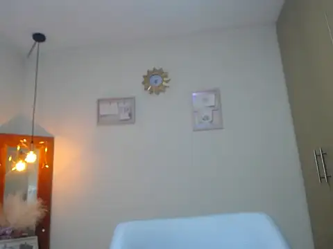 krystal lovely  online show from April 2026 01:53:02 PM