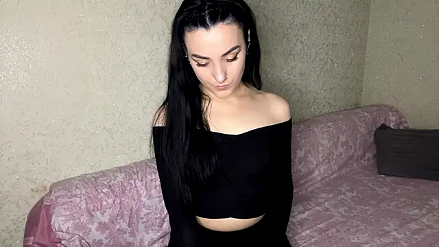 Madisonlovx online show from June 2026 07:08:01 PM