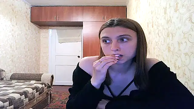 MilaShka29 online show from May 2026 04:15:02 PM