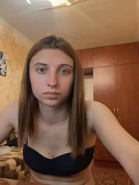 MilaShka29 online show from May 2026 02:45:01 PM
