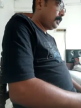 TamilRedchilli online show from May 2026 07:11:02 AM