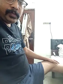 TamilRedchilli online show from May 2026 04:55:01 PM