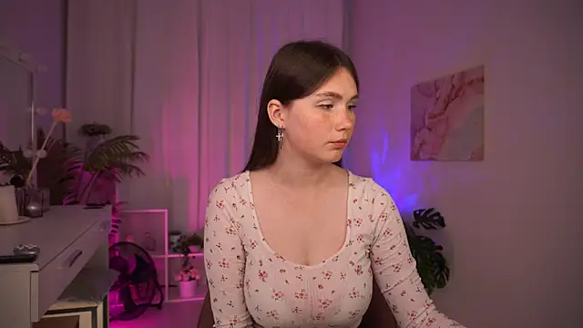 BettyMarlowe online show from August 2026 09:15:02 AM