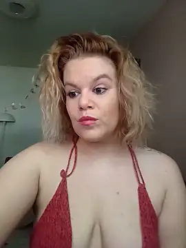 Snapshot of Maryquenn chatting on June 2026 08:04:02 AM Maryquenn online show from June 2026 08:04:02 AM