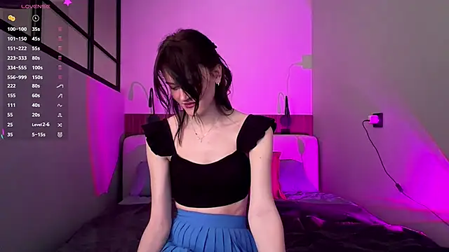 YourChristine online show from June 2026 08:25:02 AM