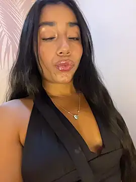 Snapshot of SaryJonex chatting on June 2026 03:06:02 PM SaryJonex online show from June 2026 03:06:02 PM