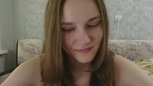 DolcezzaCream online show from June 2026 12:49:01 PM