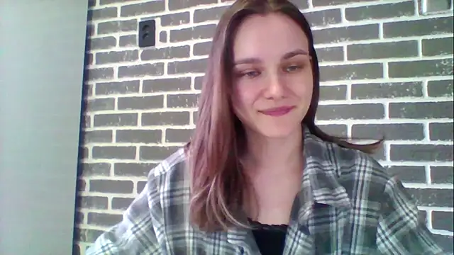 DolcezzaCream online show from April 2026 11:25:01 AM