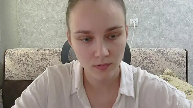 DolcezzaCream online show from July 2026 01:18:02 PM