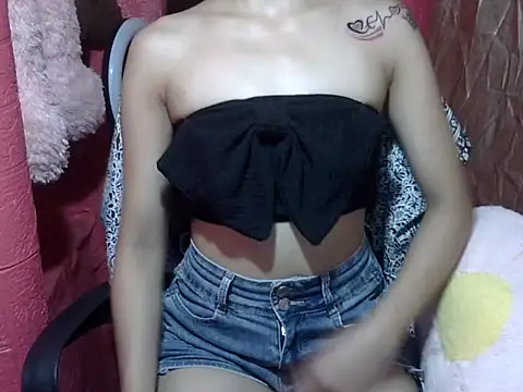 Horny WetPussy online show from June 2026 06:50:01 PM