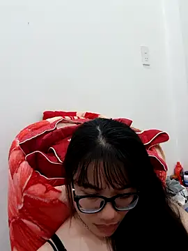  Minaa  online show from April 2026 07:26:01 PM