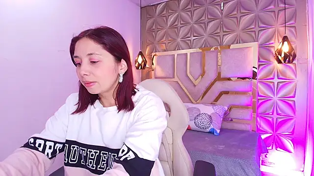 stephaniesun  online show from June 2026 12:16:01 PM
