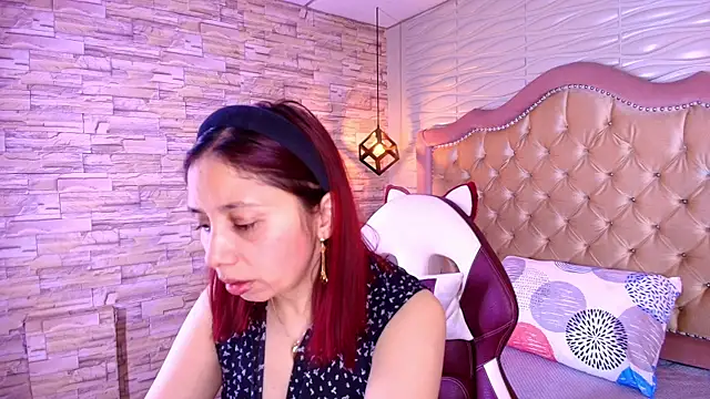 stephaniesun  online show from July 2026 01:28:02 PM