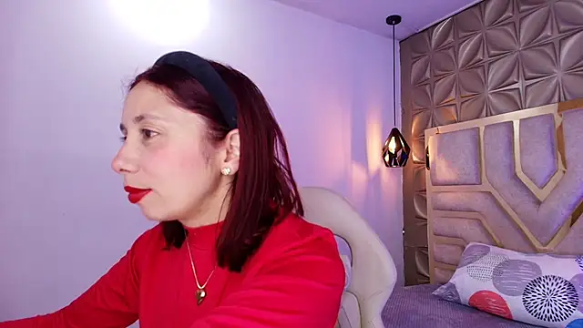 stephaniesun  online show from May 2026 12:13:02 PM